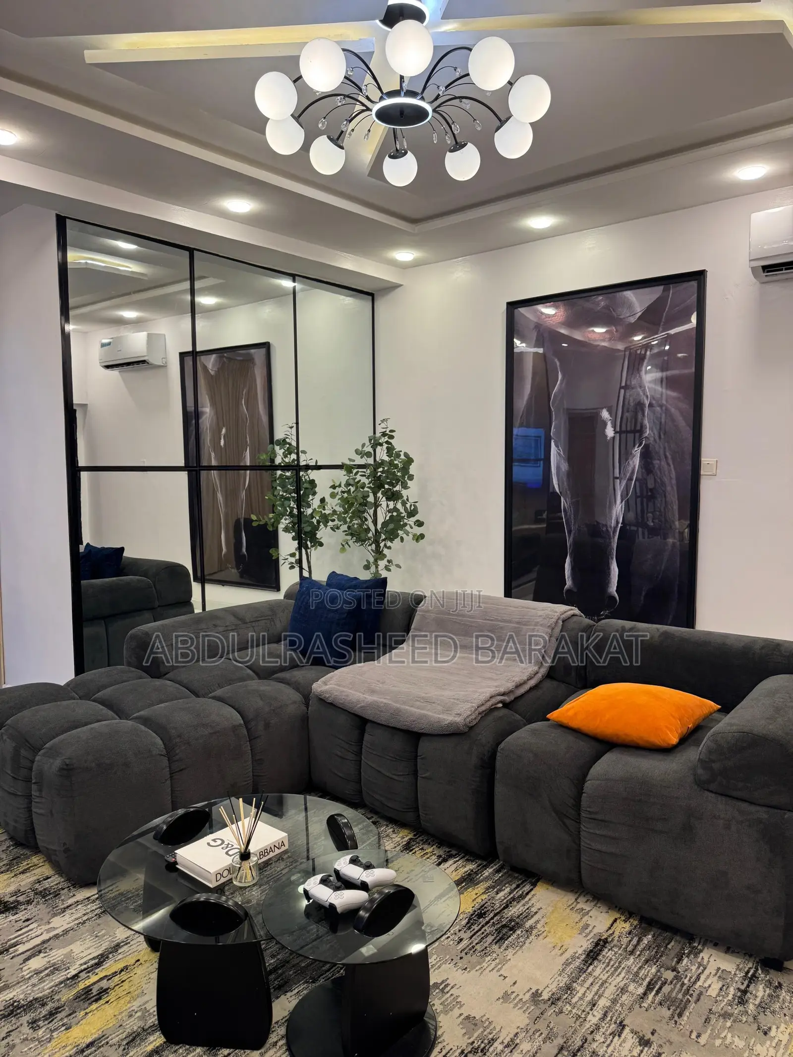 Luxury Two Bedroom Apartment With Private Cinema and Ps5