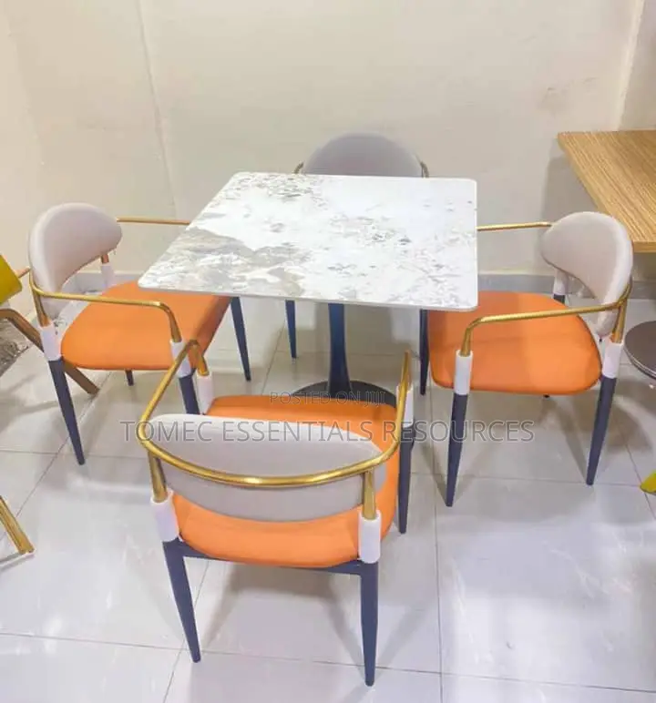High Quality Mini Dinning And Restaurant Table And Chairs