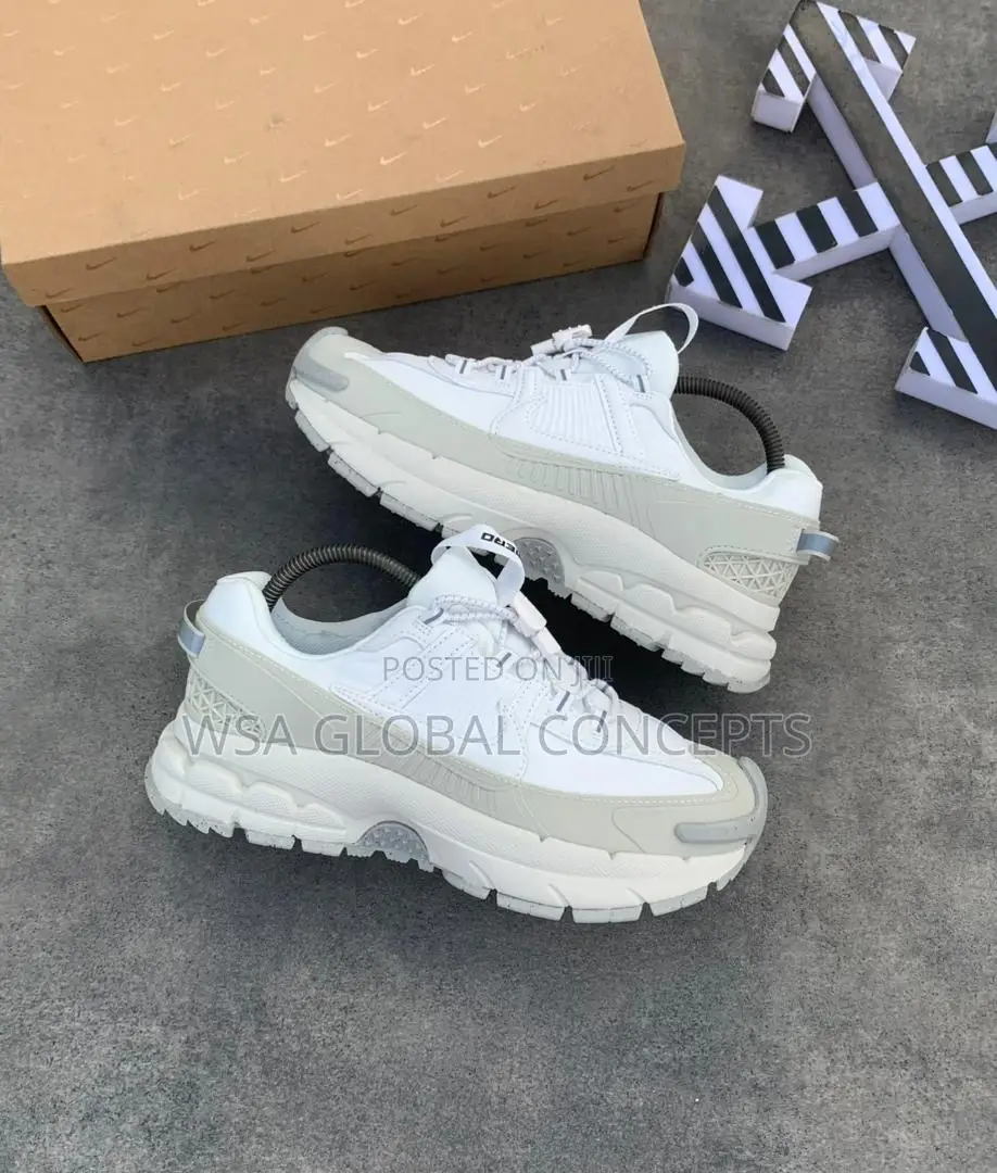 Nike Zoom Vomero 5 Cream White Sneakers