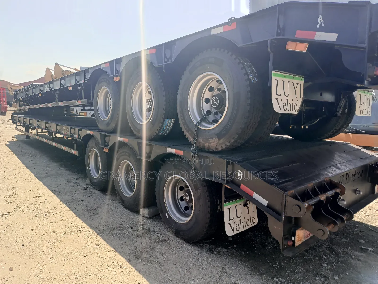 Brand New 80 Tons Low Bed Semi Trailer 40 Feet