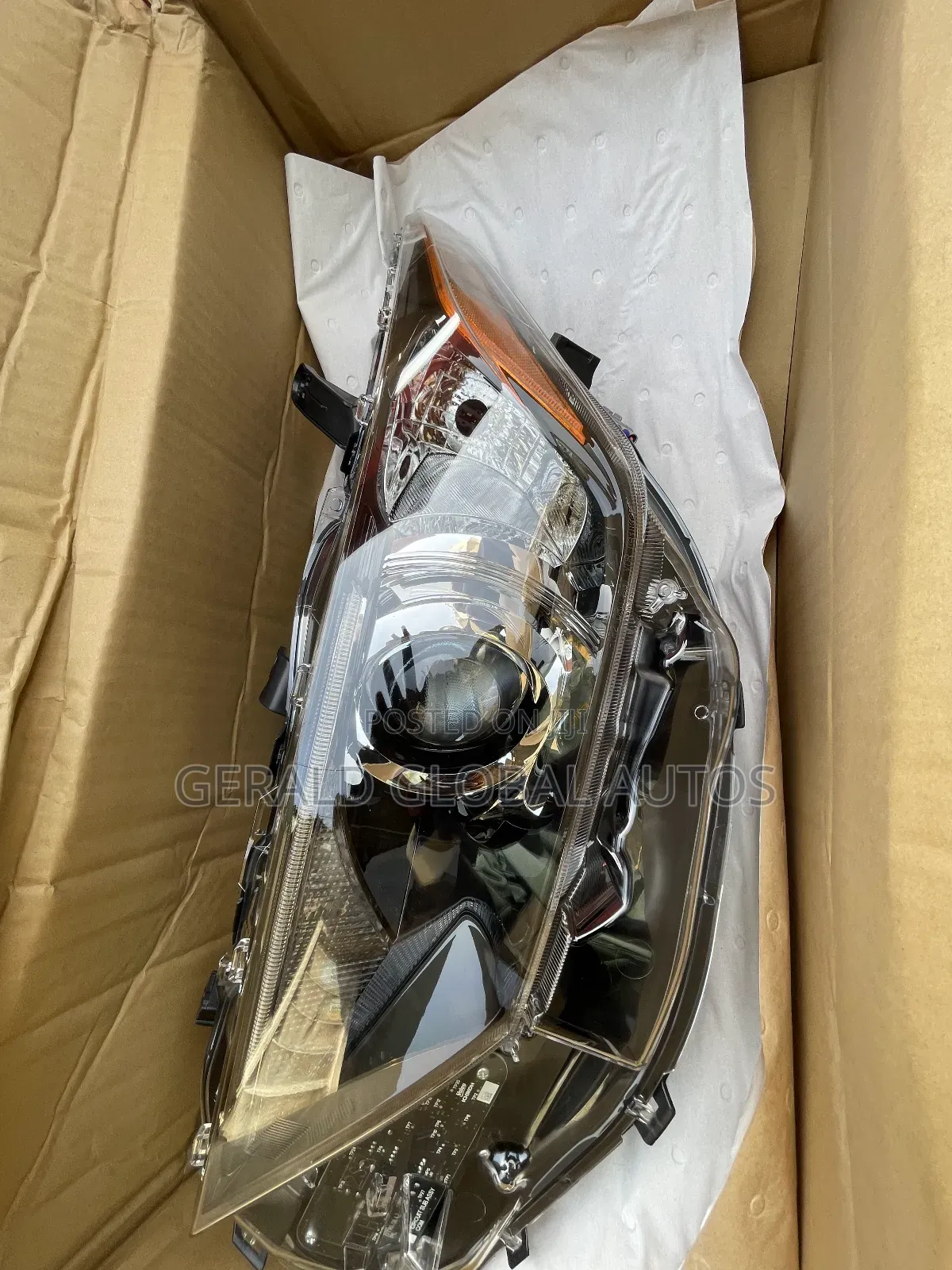Set Head Lamp Toyota Corolla Im 2016 - 2018