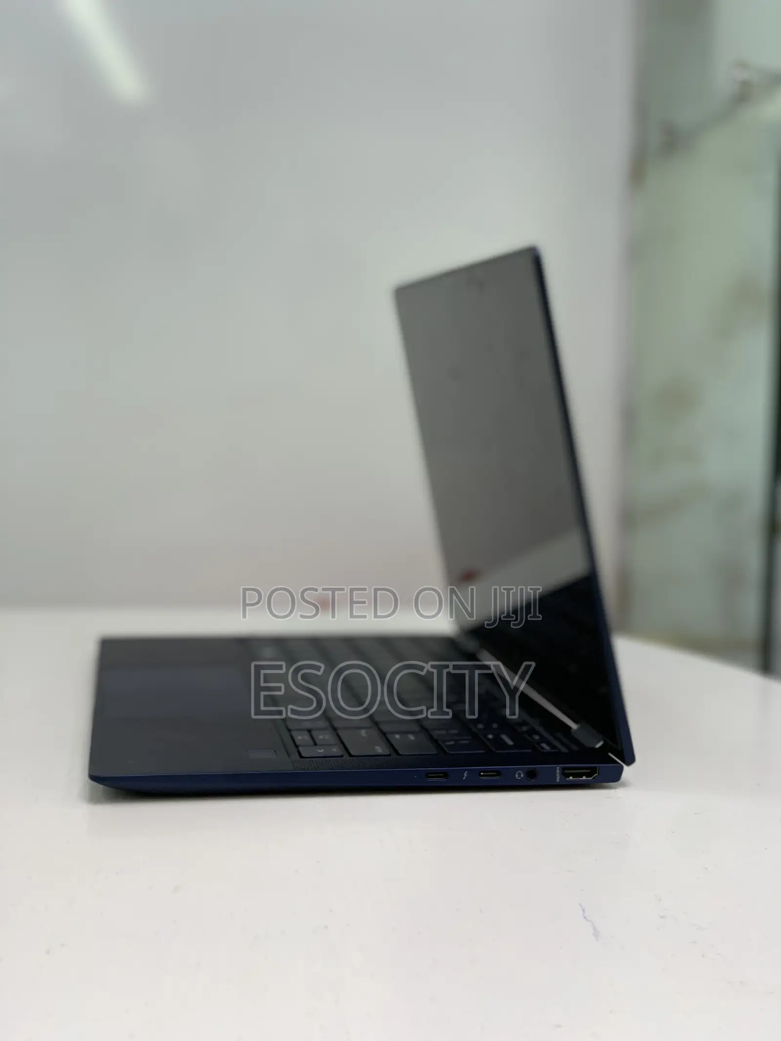 Laptop HP Elite Dragonfly X360 8th Gen 16GB Intel Core I7 SSD 512GB