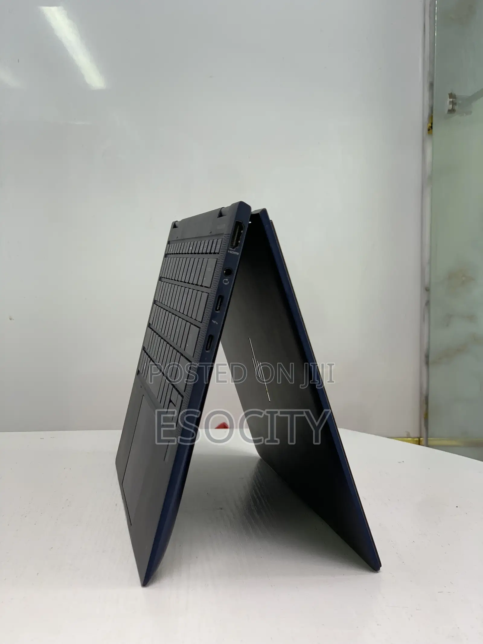 Laptop HP Elite Dragonfly X360 8th Gen 16GB Intel Core I7 SSD 512GB