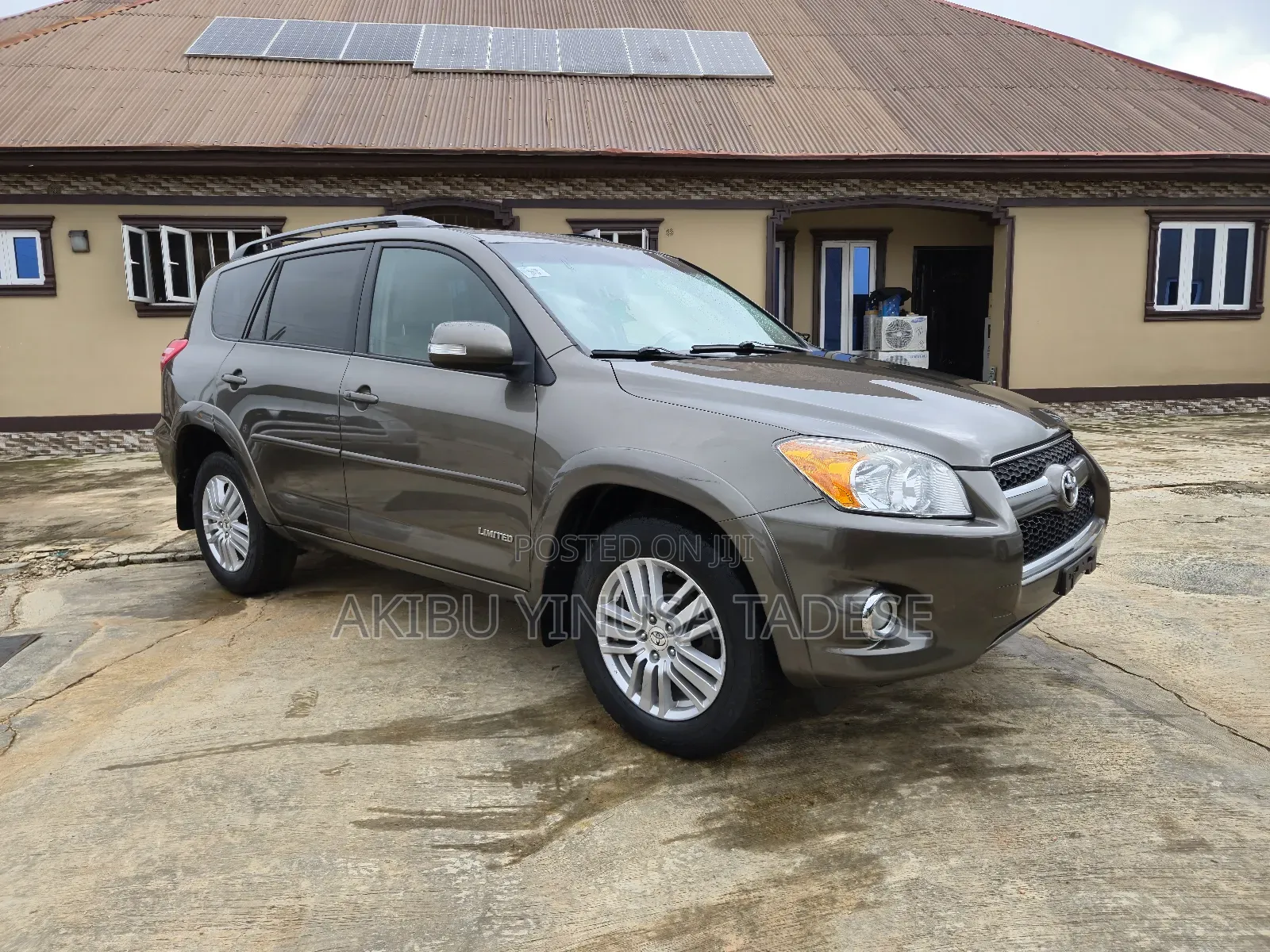 Toyota RAV4 3.5 Limited 4x4 2010 Gold