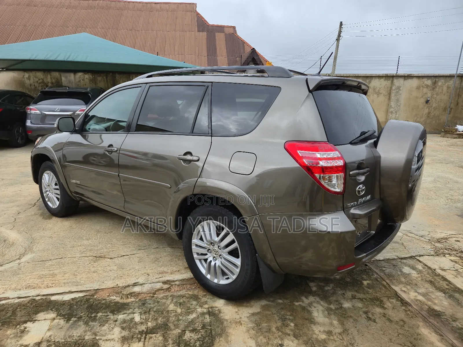 Toyota RAV4 3.5 Limited 4x4 2010 Gold