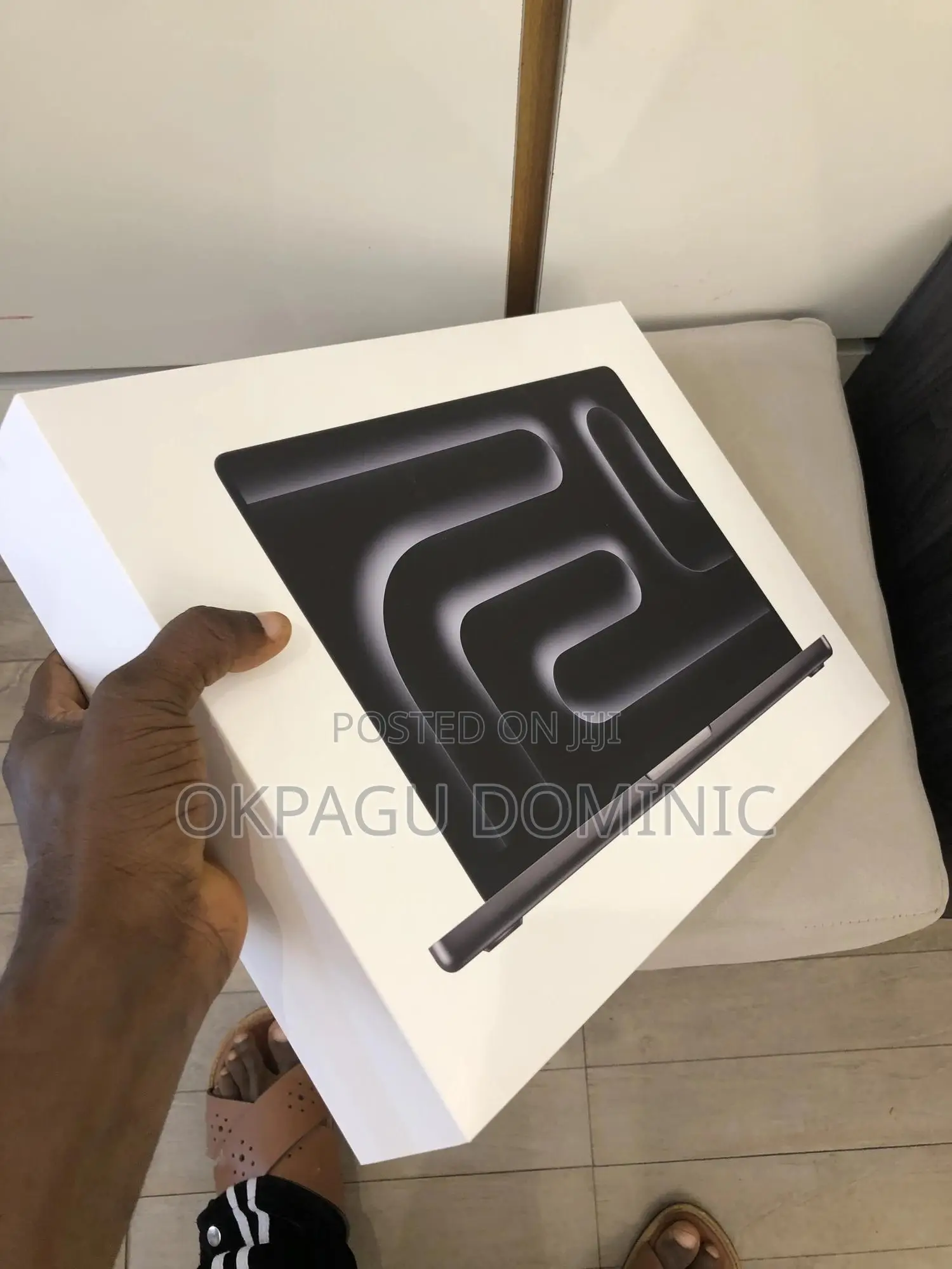 New Apple MacBook Pro 2024 M4 14-Inch 16GB Apple M4 Pro SSD 512GB