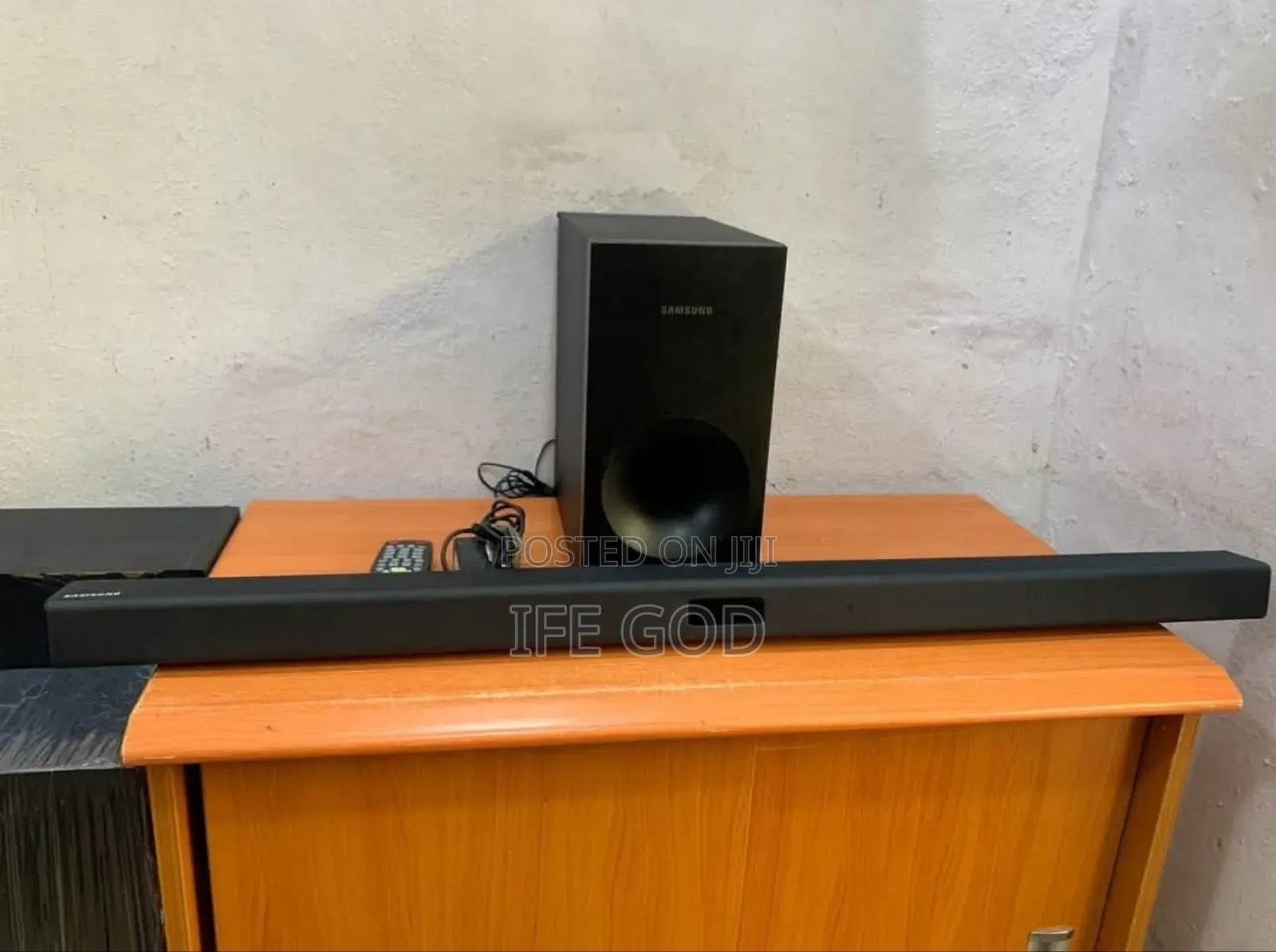 Original Samsung Powerful Soundbar 330watts Bluetooth Usb