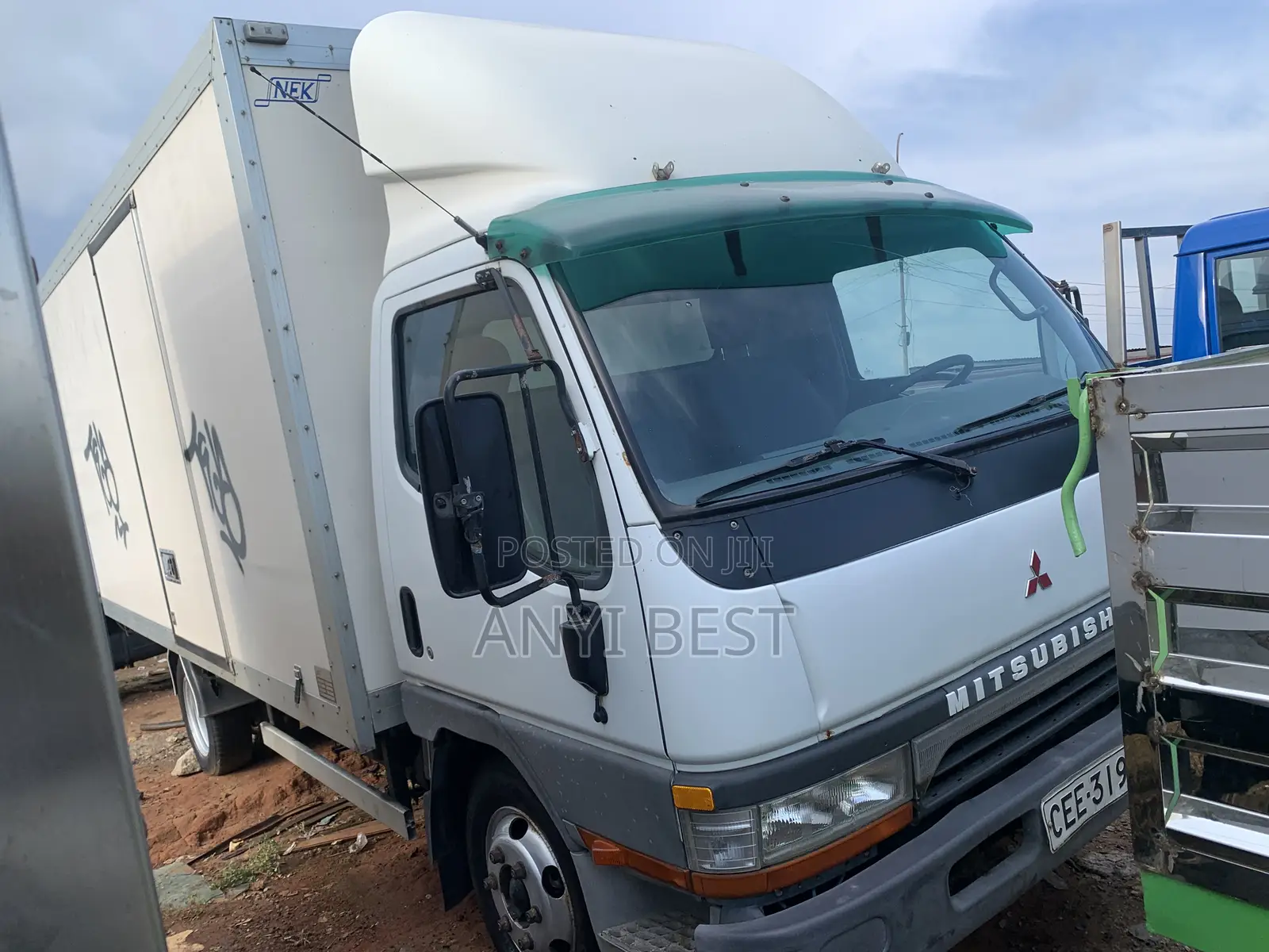 Mitsubishi Canter