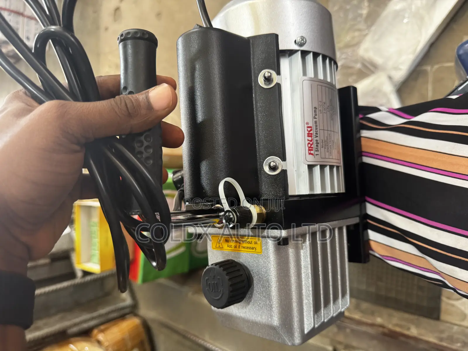 Brand New A/C Vacuum Pump Machine