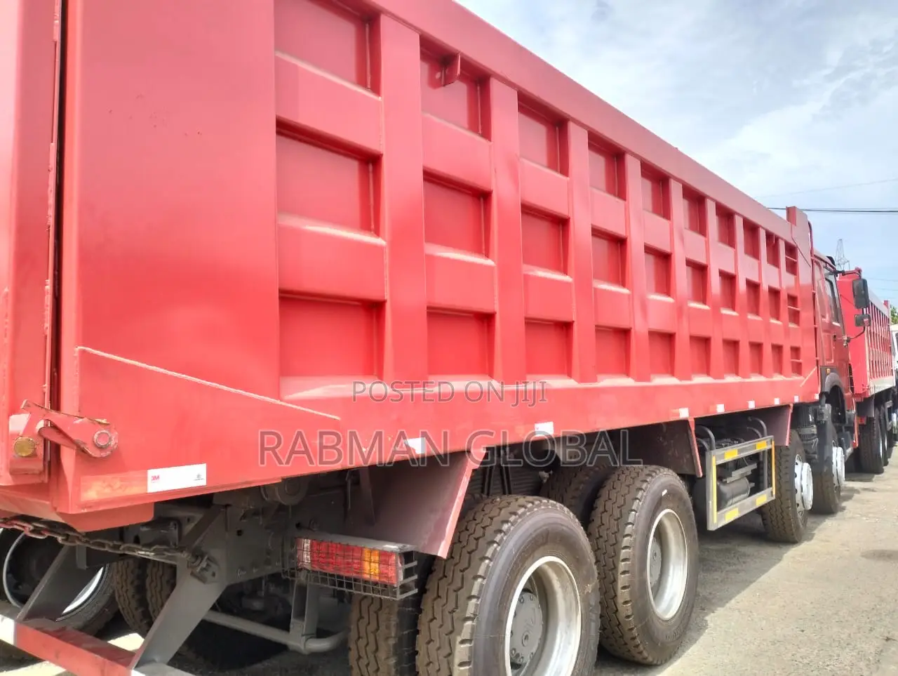 Howo Dump Trucks 12 Tyres