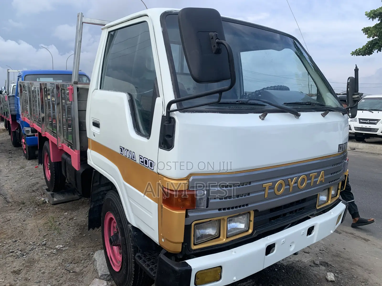 Toyota Dyna 200