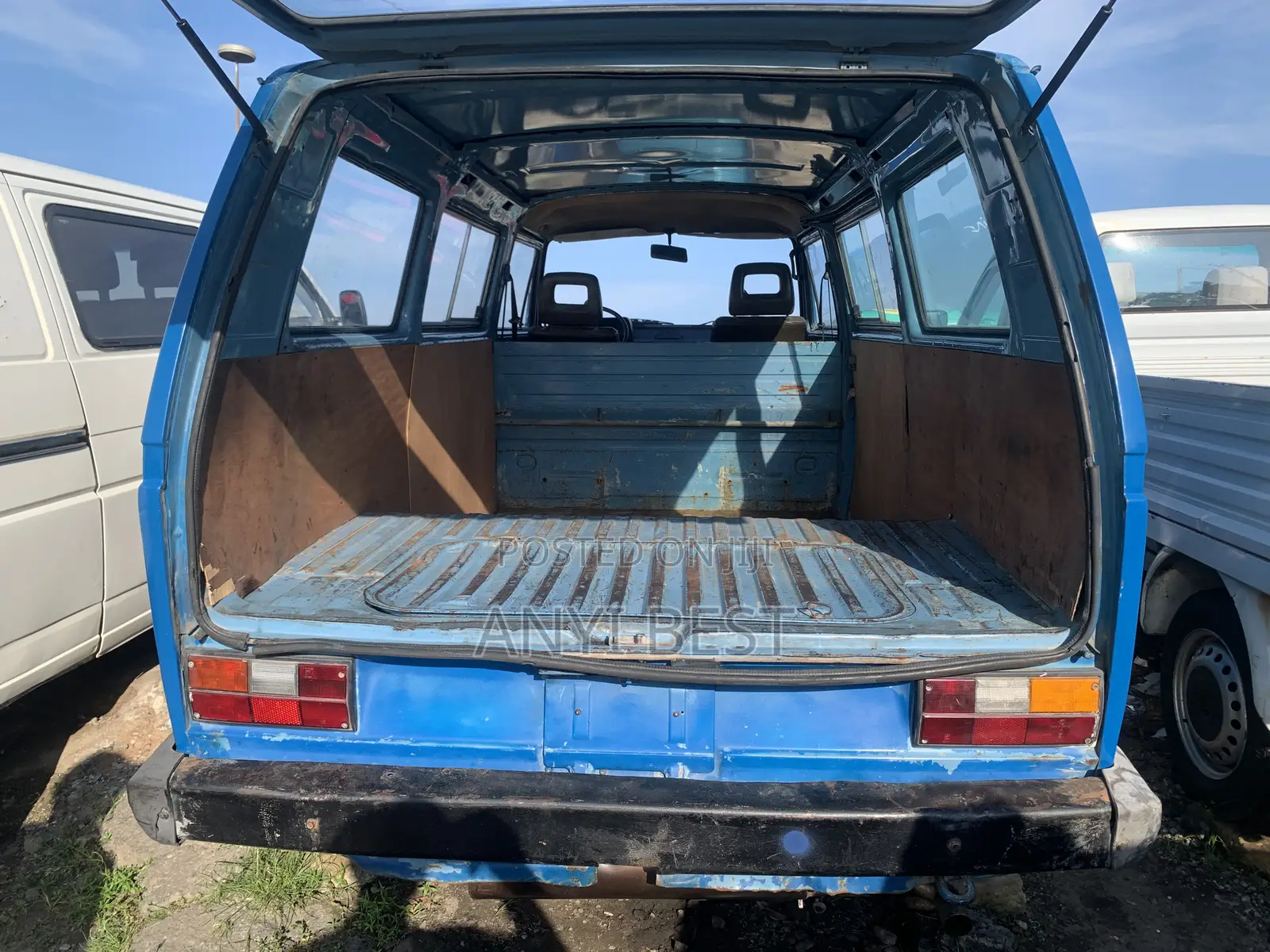 Volkswagen Transporter 1999 Blue