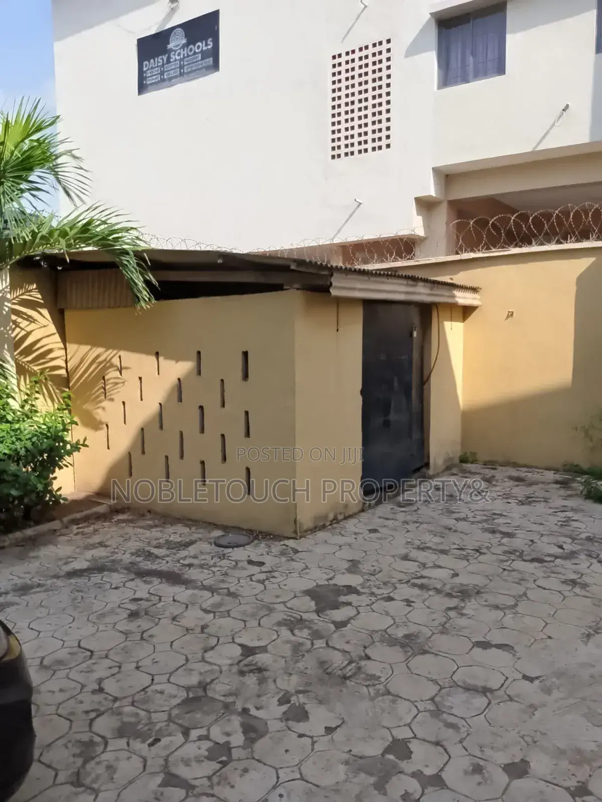 6bdrm Duplex in Ikotun Ijegun Lagos for sale