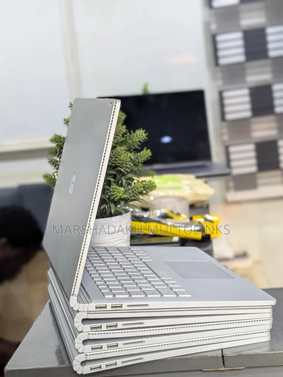Laptop Microsoft Surface Book 8GB Intel Core I5 SSD 256GB