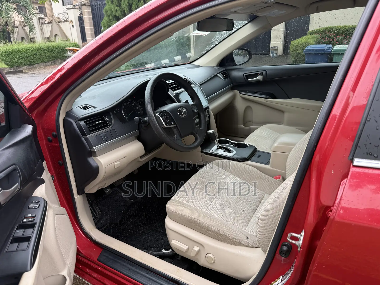 Toyota Camry LE 4dr Sedan (2.5L 4cyl 6A) 2014 Red