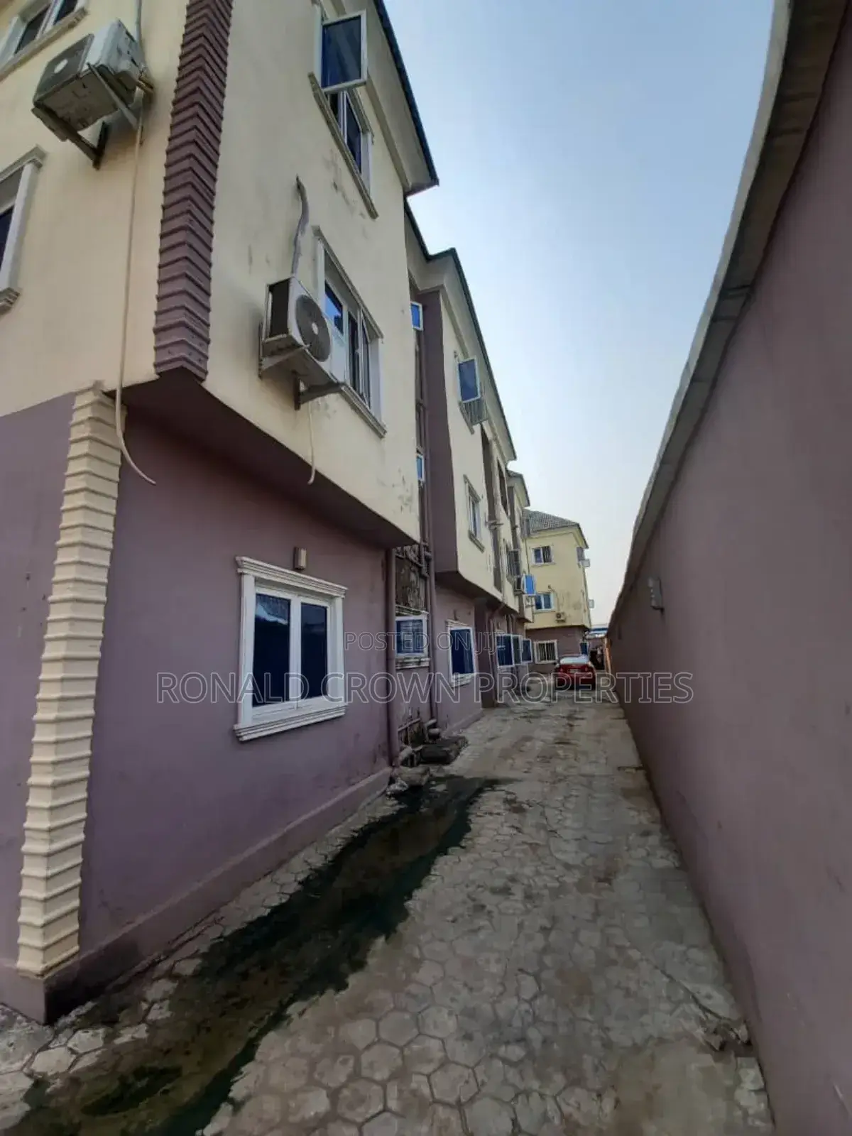 2bdrm Block of Flats in Ago Palace for sale
