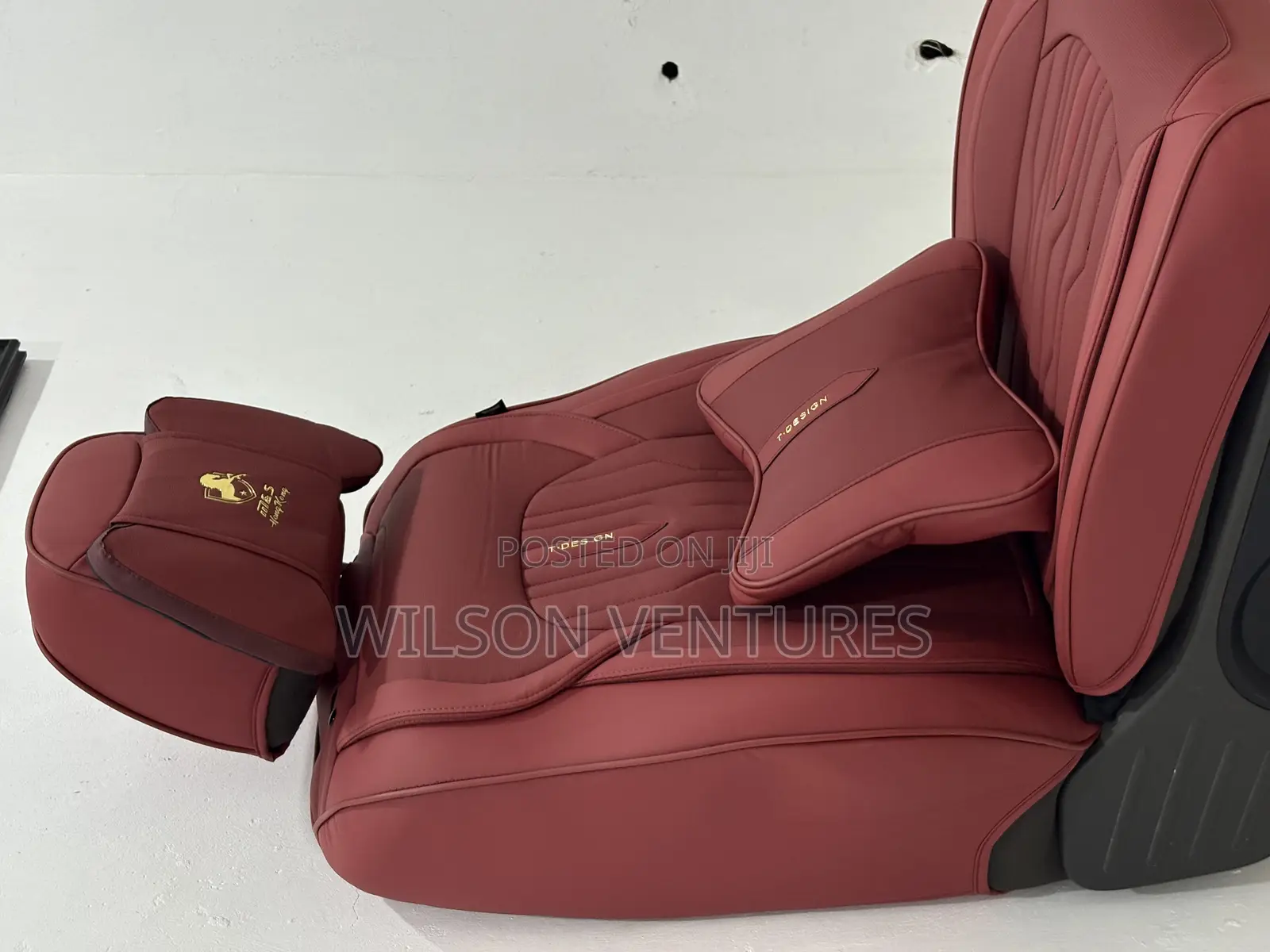 Universal Wine Color 5 Seater Leather Car Seat Cover