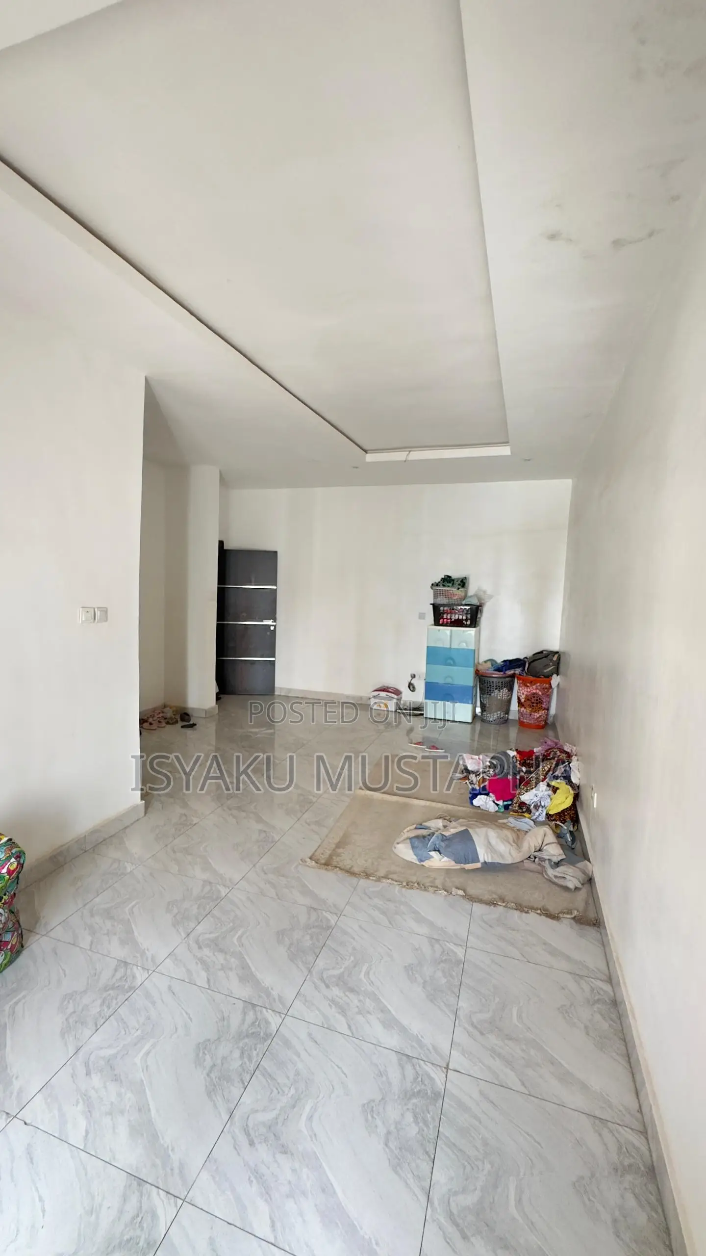 5bdrm Duplex in Kaura for sale
