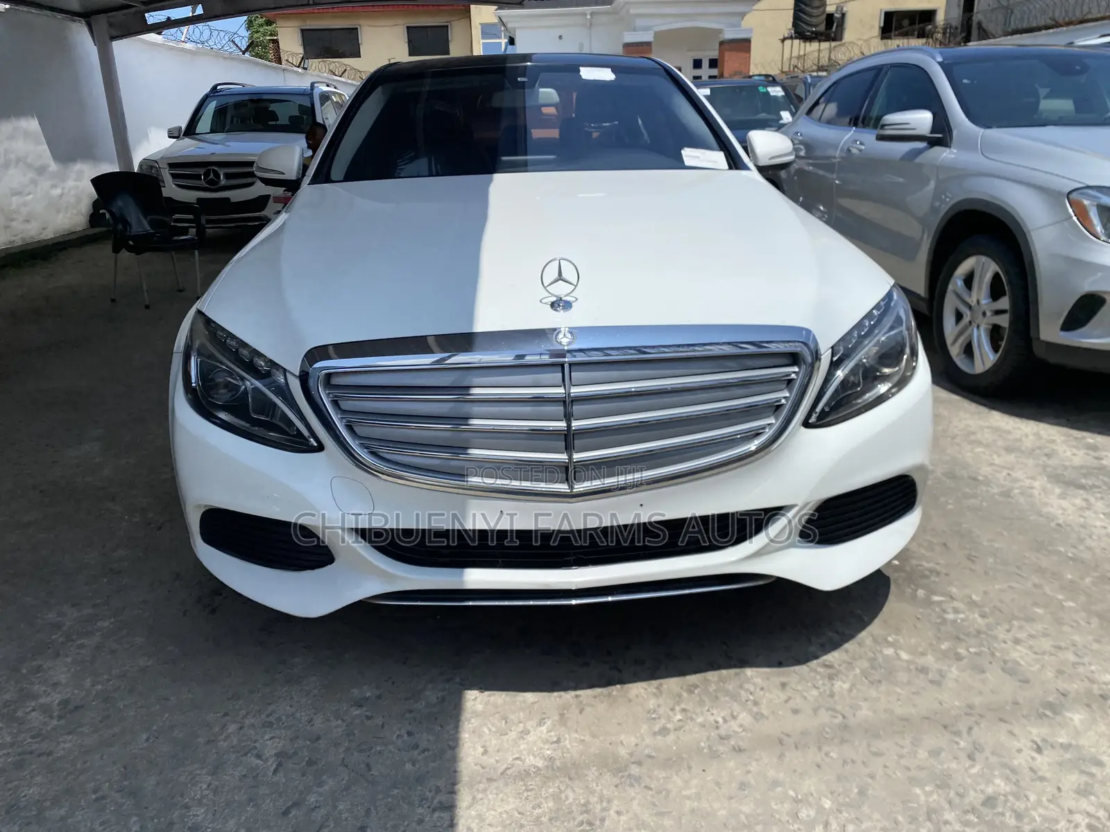 Mercedes-Benz C300 Luxury 4dr AWD 4Matic Sedan (2.0L 4cyl 7A) 2015