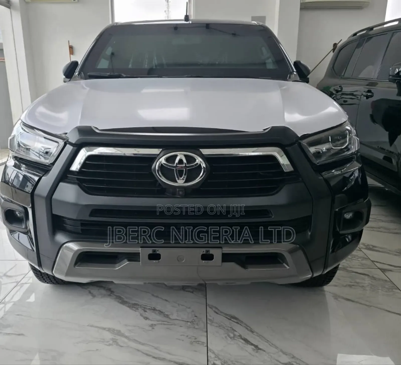 New Toyota Hilux 2025 Black
