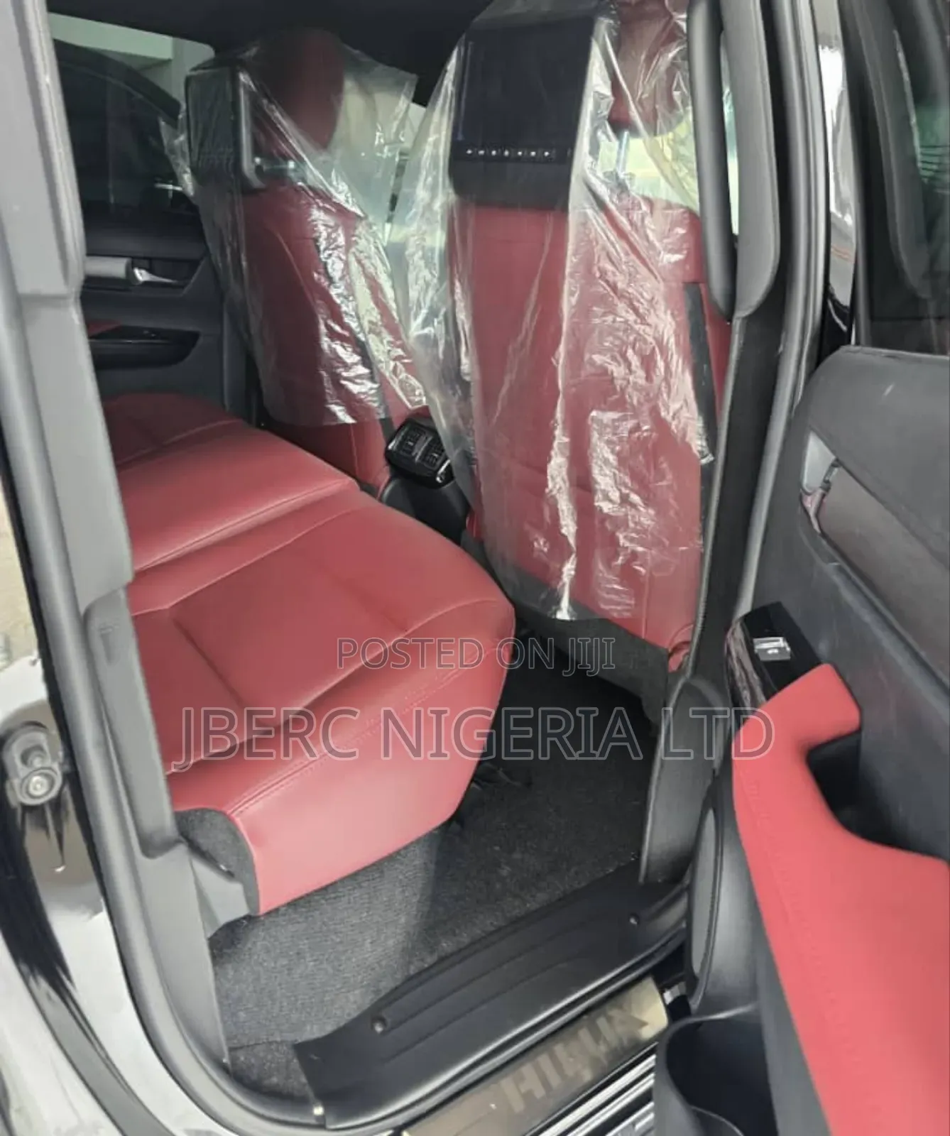 New Toyota Hilux 2025 Black