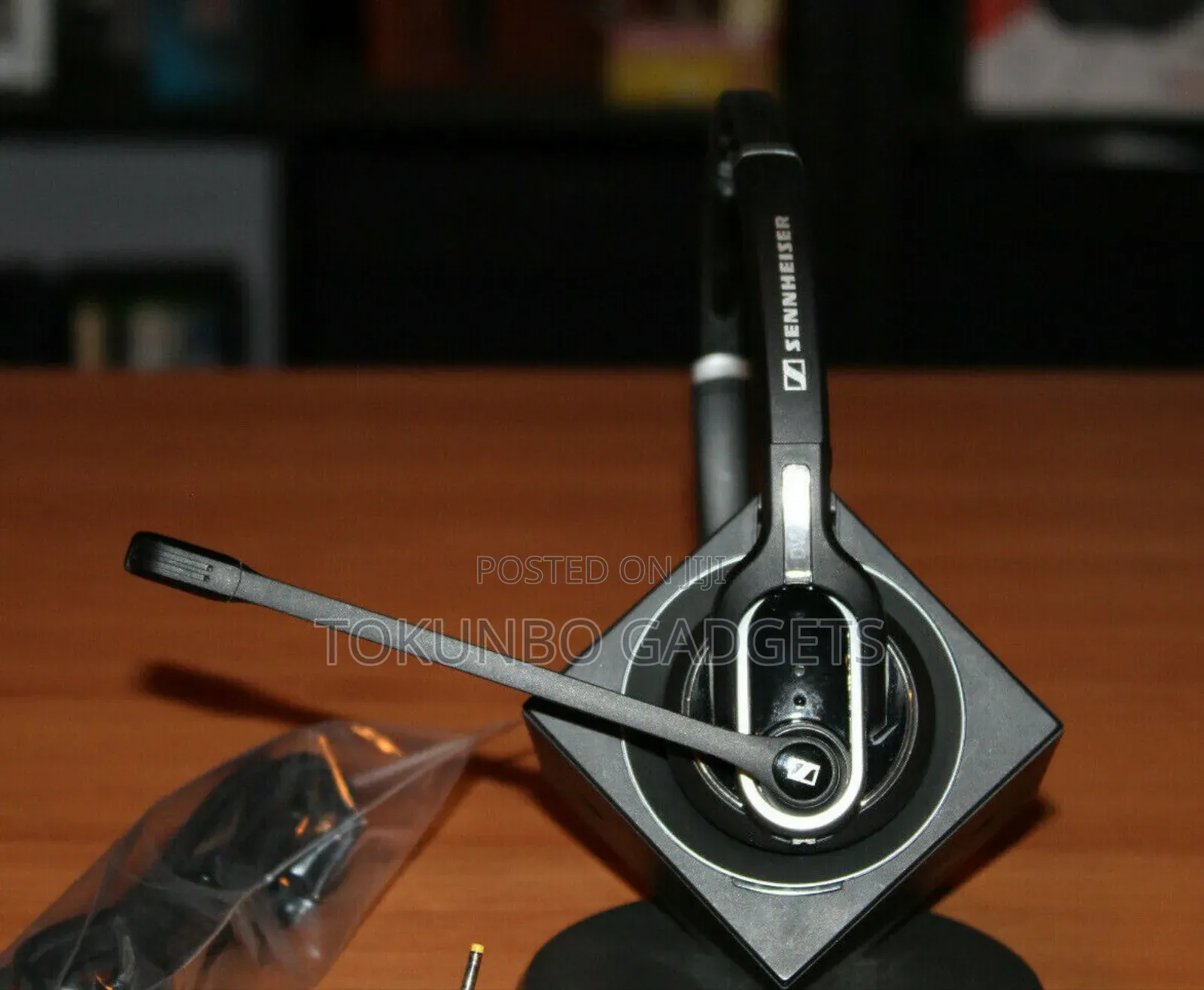 Sennheiser Dw Pro 2 Wireless Office Headset System Dw30-Us