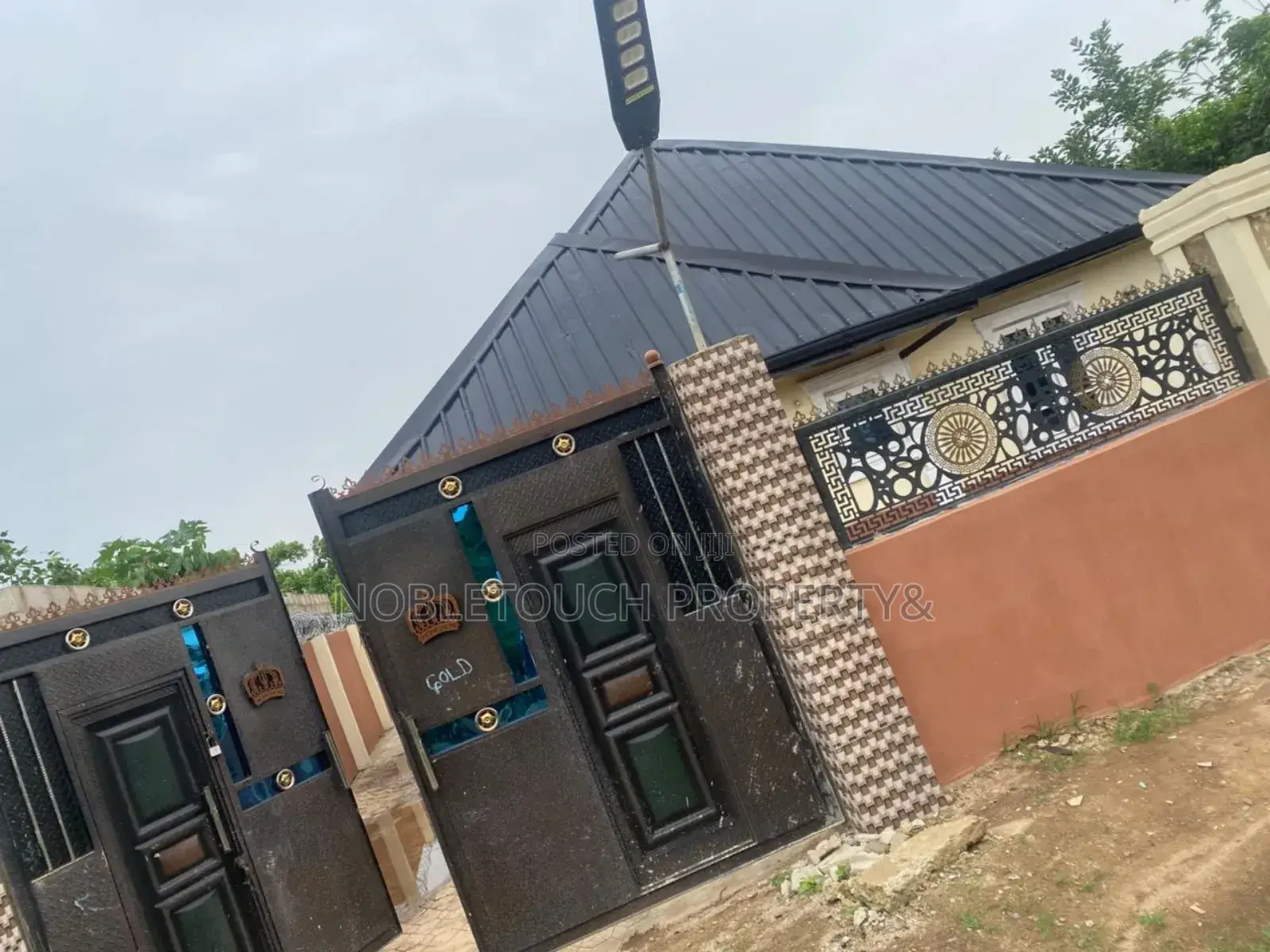 2bdrm Bungalow in Ikorodu Lagos, Adamo for sale