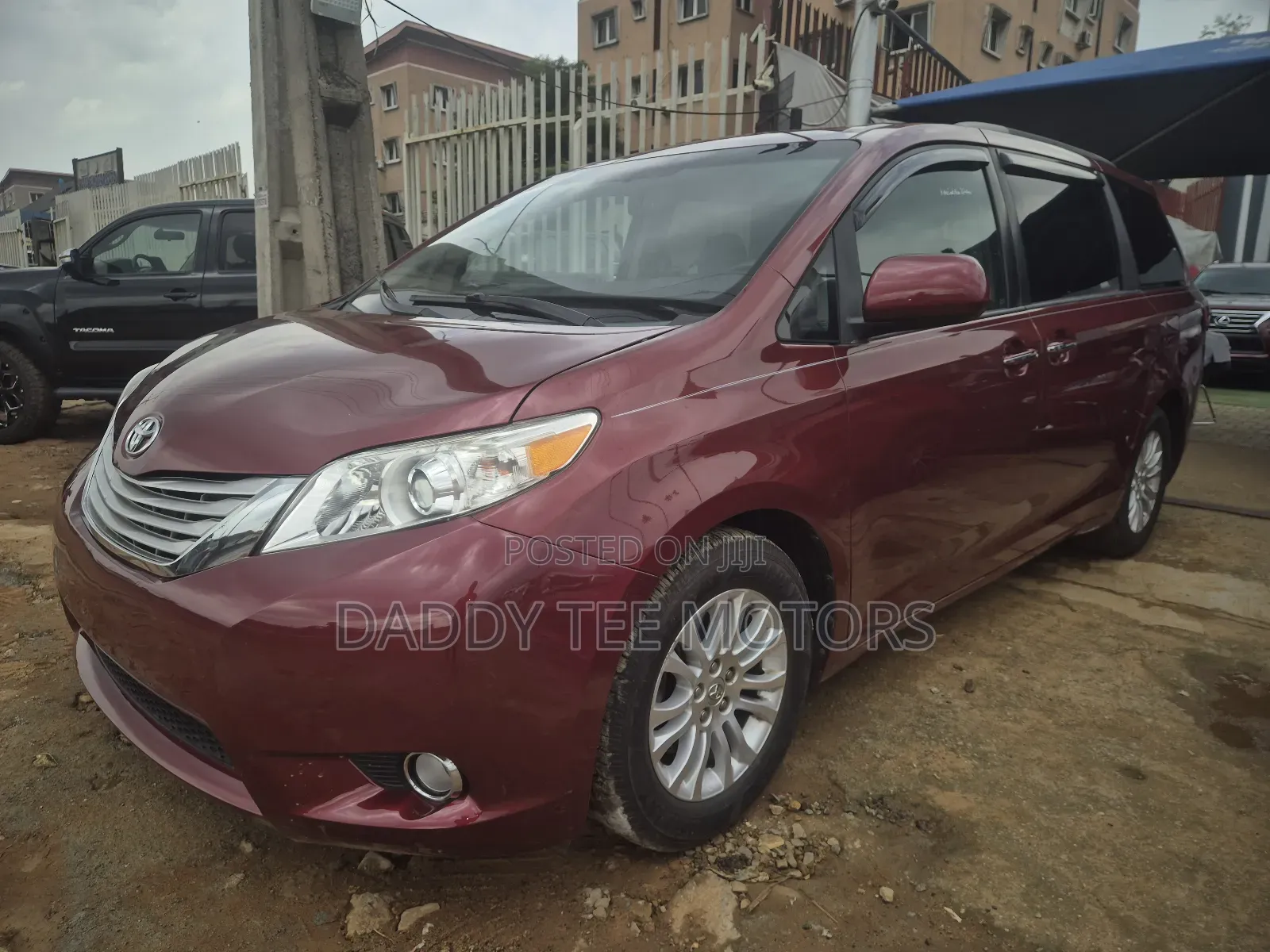 Toyota Sienna 2015 Burgundy