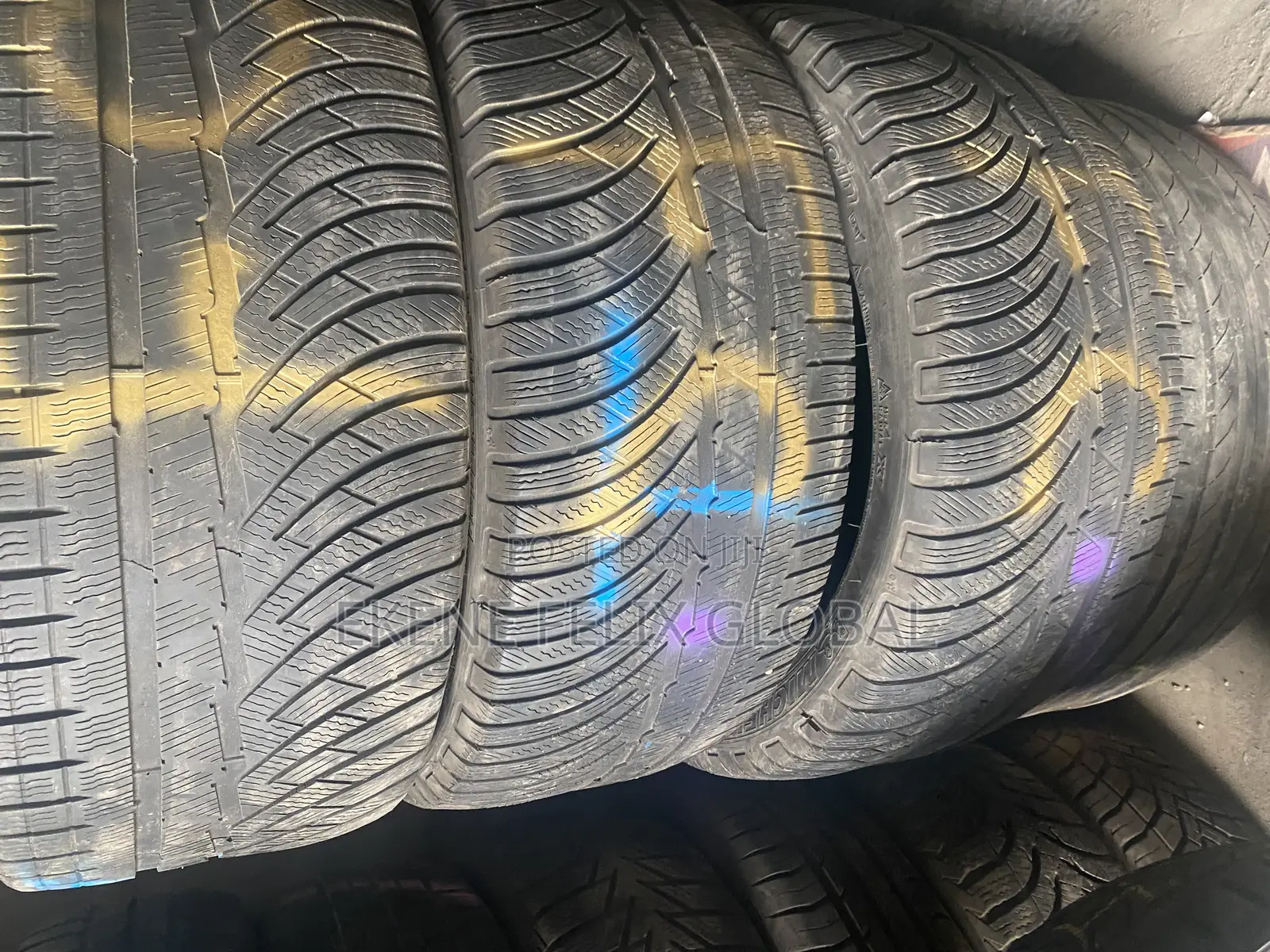 245/40/18 Michelin