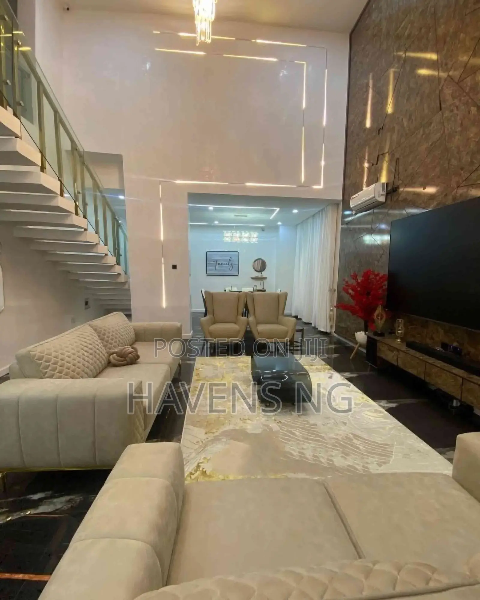 5bdrm Duplex in Elelenwo for sale