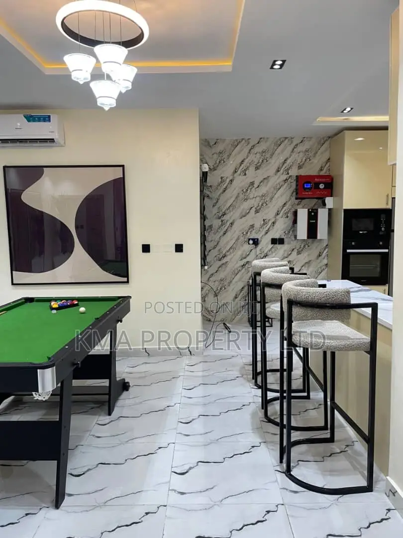 Luxurious 2 Bedroom Apartment