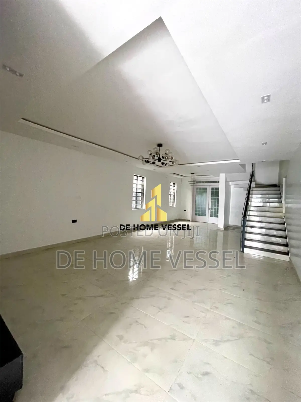 5bdrm Duplex in Ologolo for sale