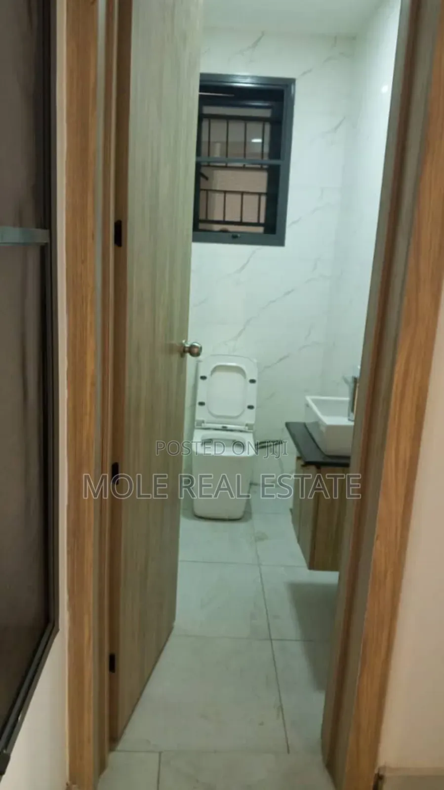 Furnished 5bdrm Duplex in Leki Phase 1 for sale