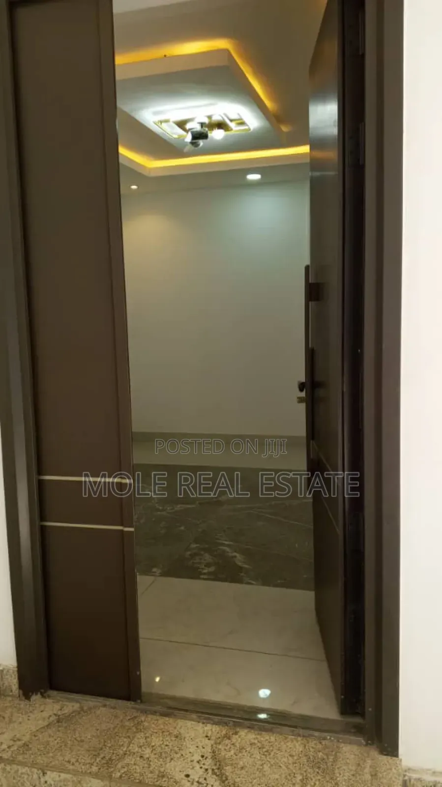 Furnished 5bdrm Duplex in Leki Phase 1 for sale