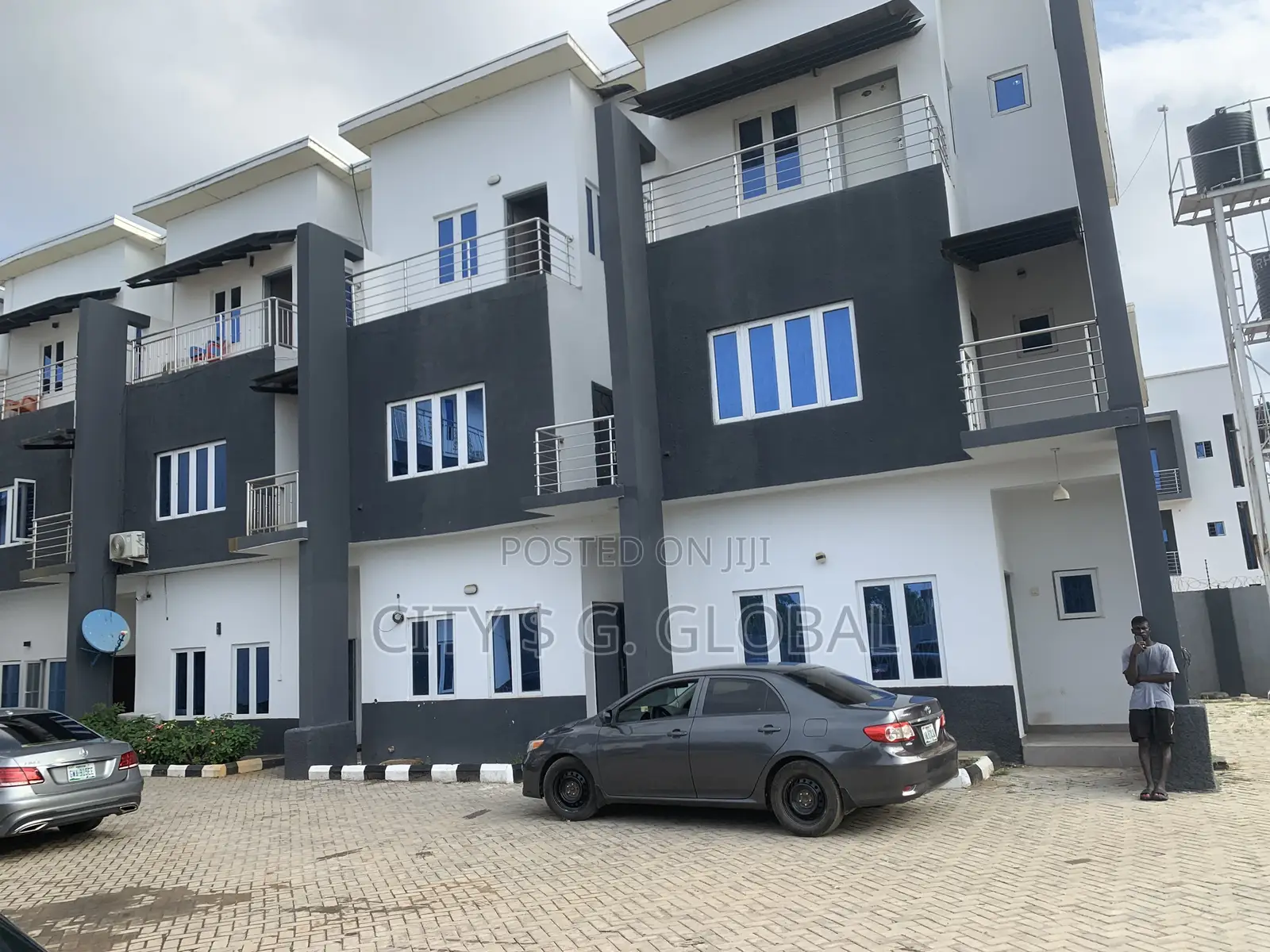 4 Bedroom Terrance Duplex