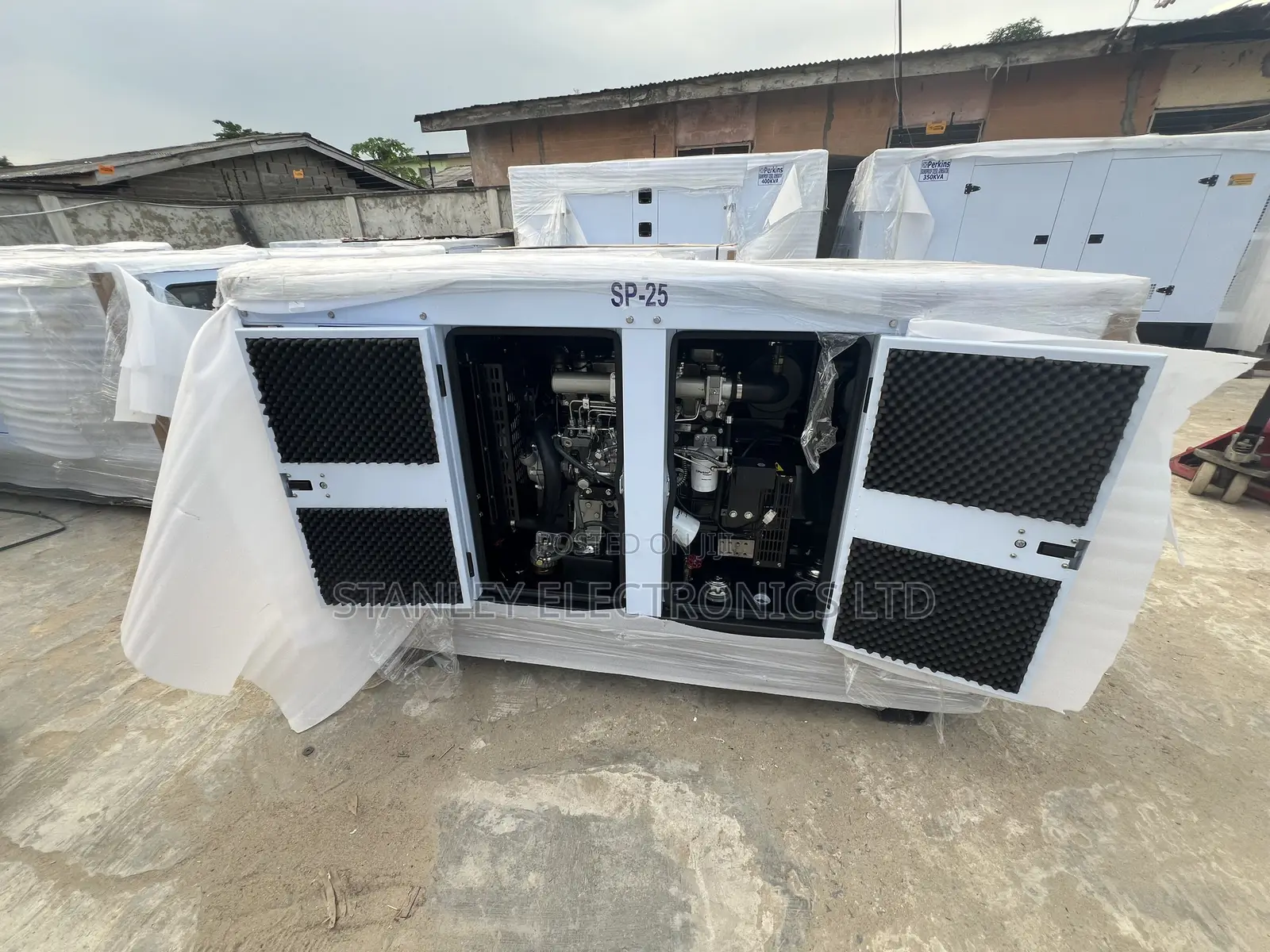 New Arrival of 25kva Perkins Sp Generator Diesel 100% Copper