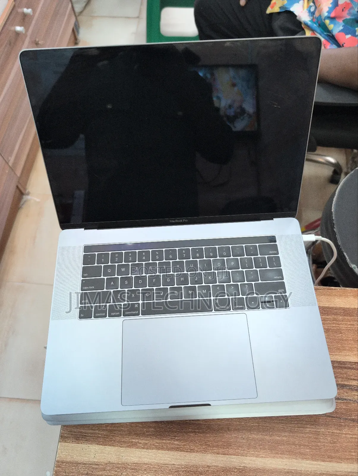 Laptop Apple MacBook Pro 2019 32GB Intel Core i9 SSD 512GB