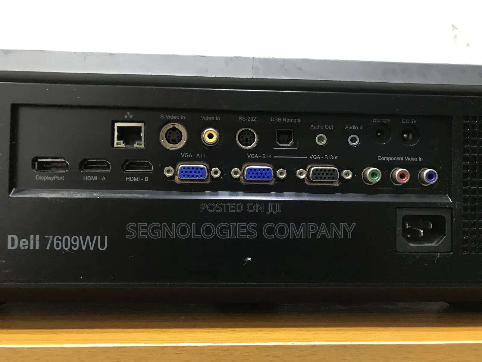 Dell 7605wu Ultra Bright Uk Used Dlp  Projector