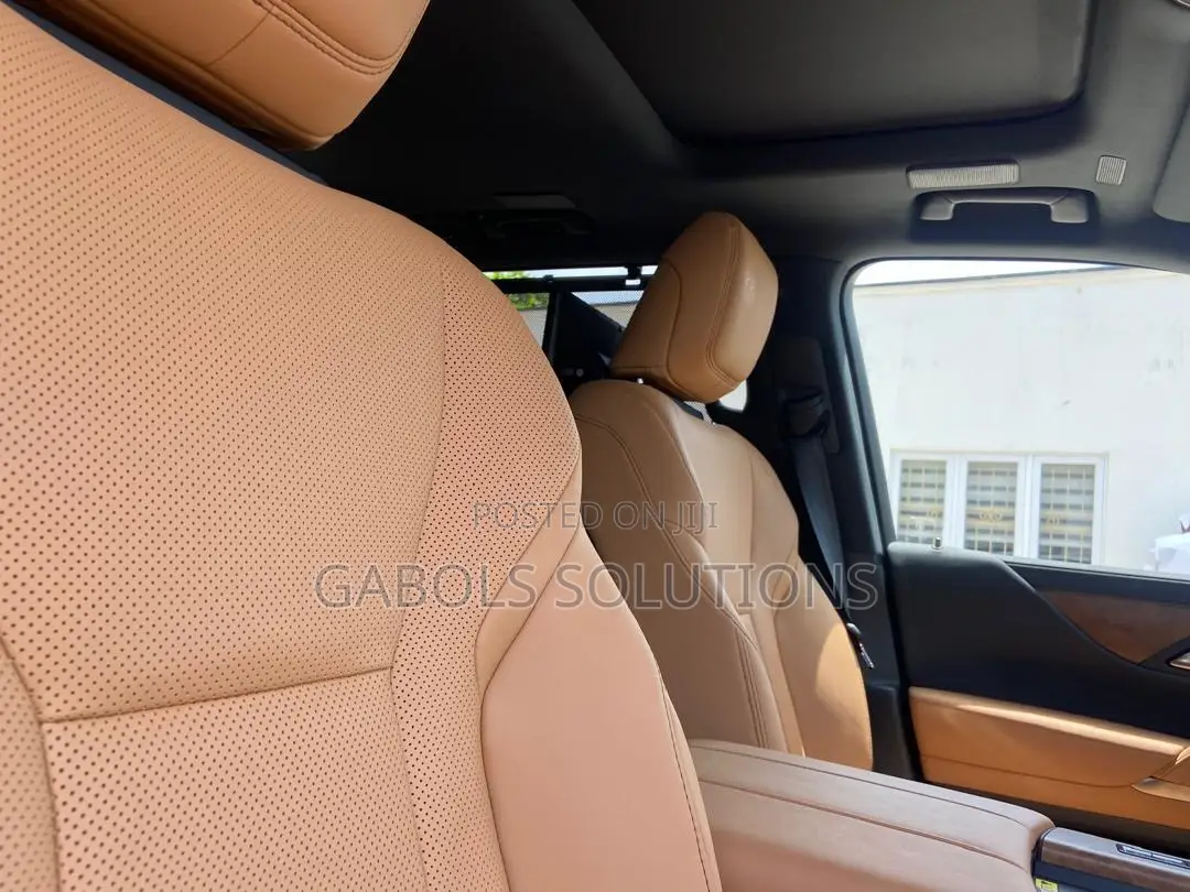 New Lexus LX 2025 Black