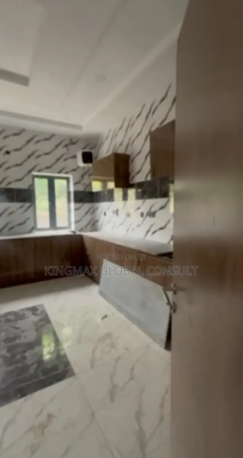 Furnished 5bdrm Duplex in Off Ahmadu Bello Way for sale