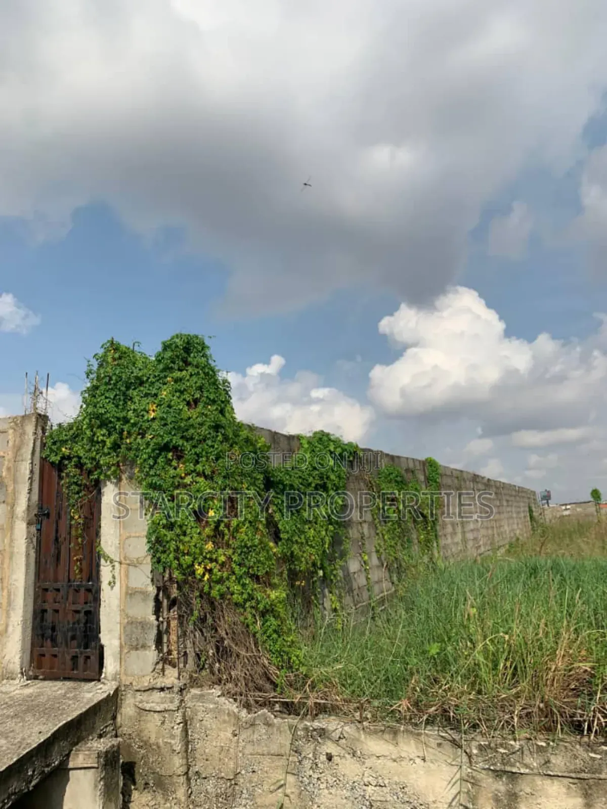 Half Plot of Land Buy and Build in Oworoshonki for Sale