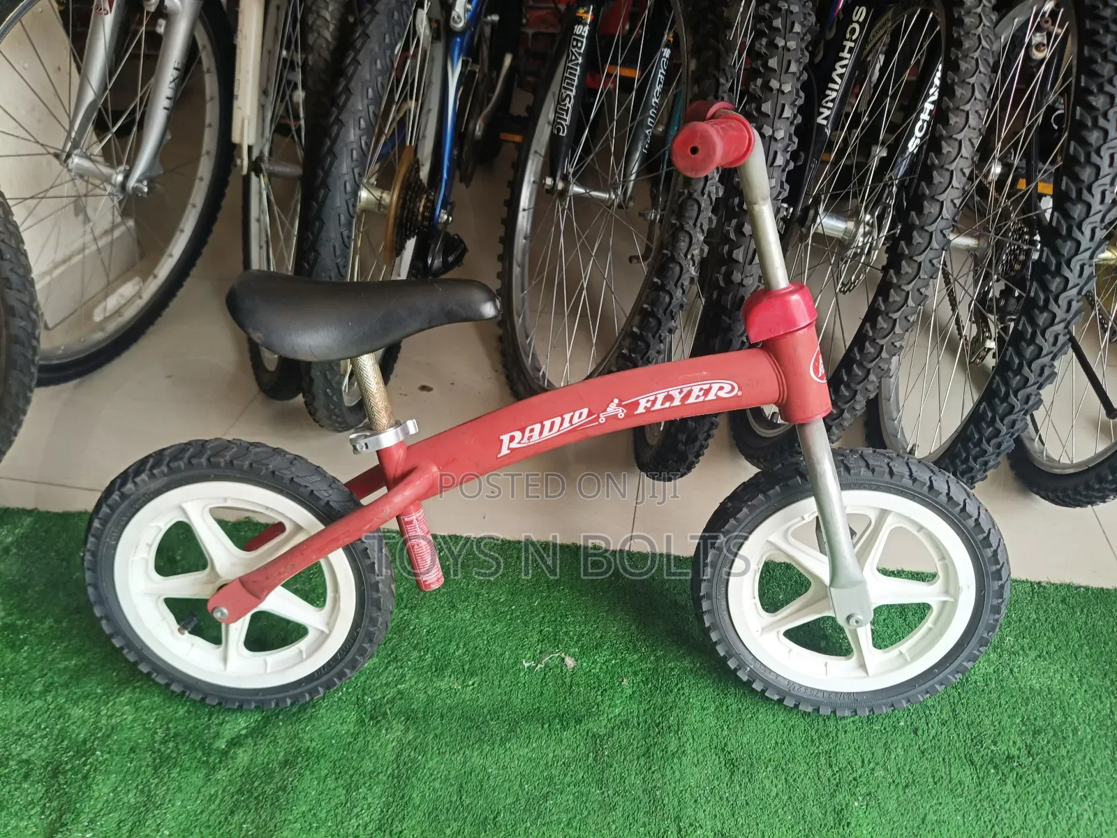 Children's Balance Bike Radeo Flyer