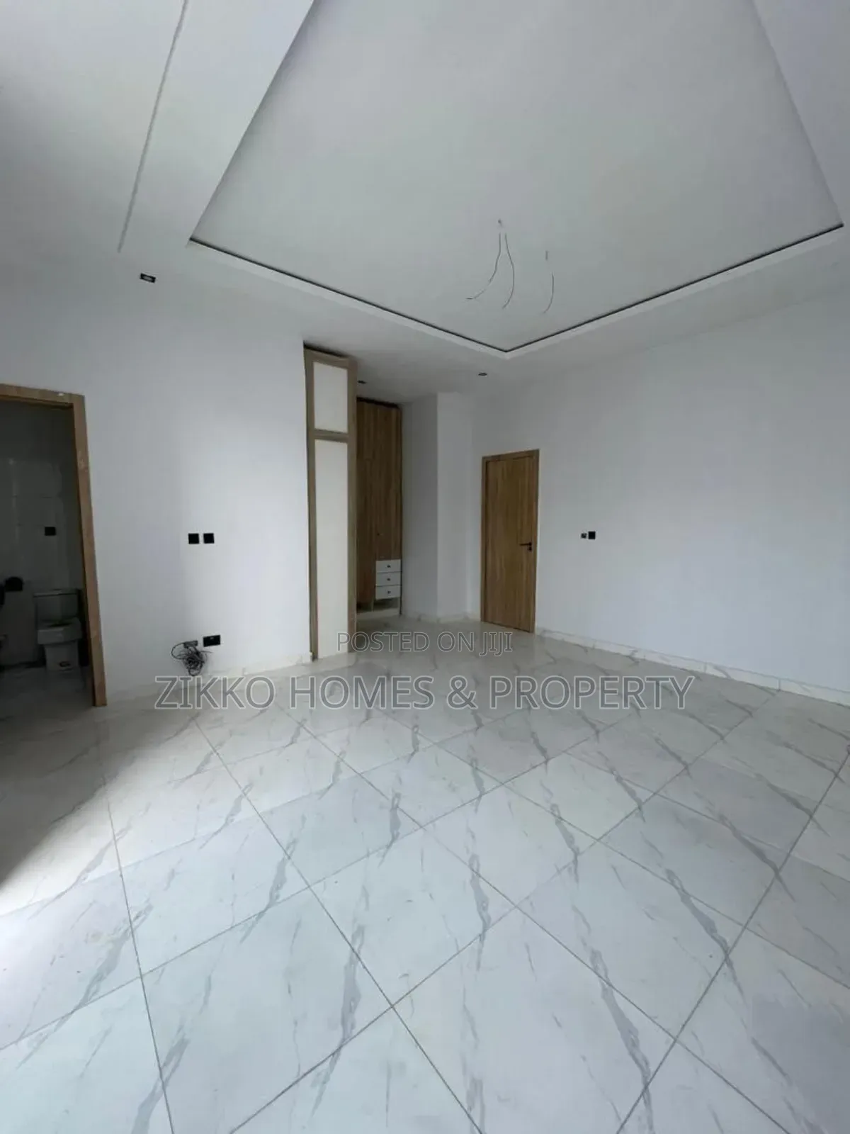 4bdrm Townhouse/Terrace in Harris Drive, VGC / Ajah for sale