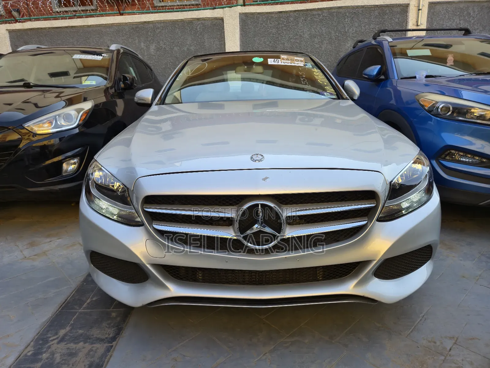 Mercedes-Benz C300 Luxury 4dr AWD 4Matic Sedan (2.0L 4cyl 7A) 2015