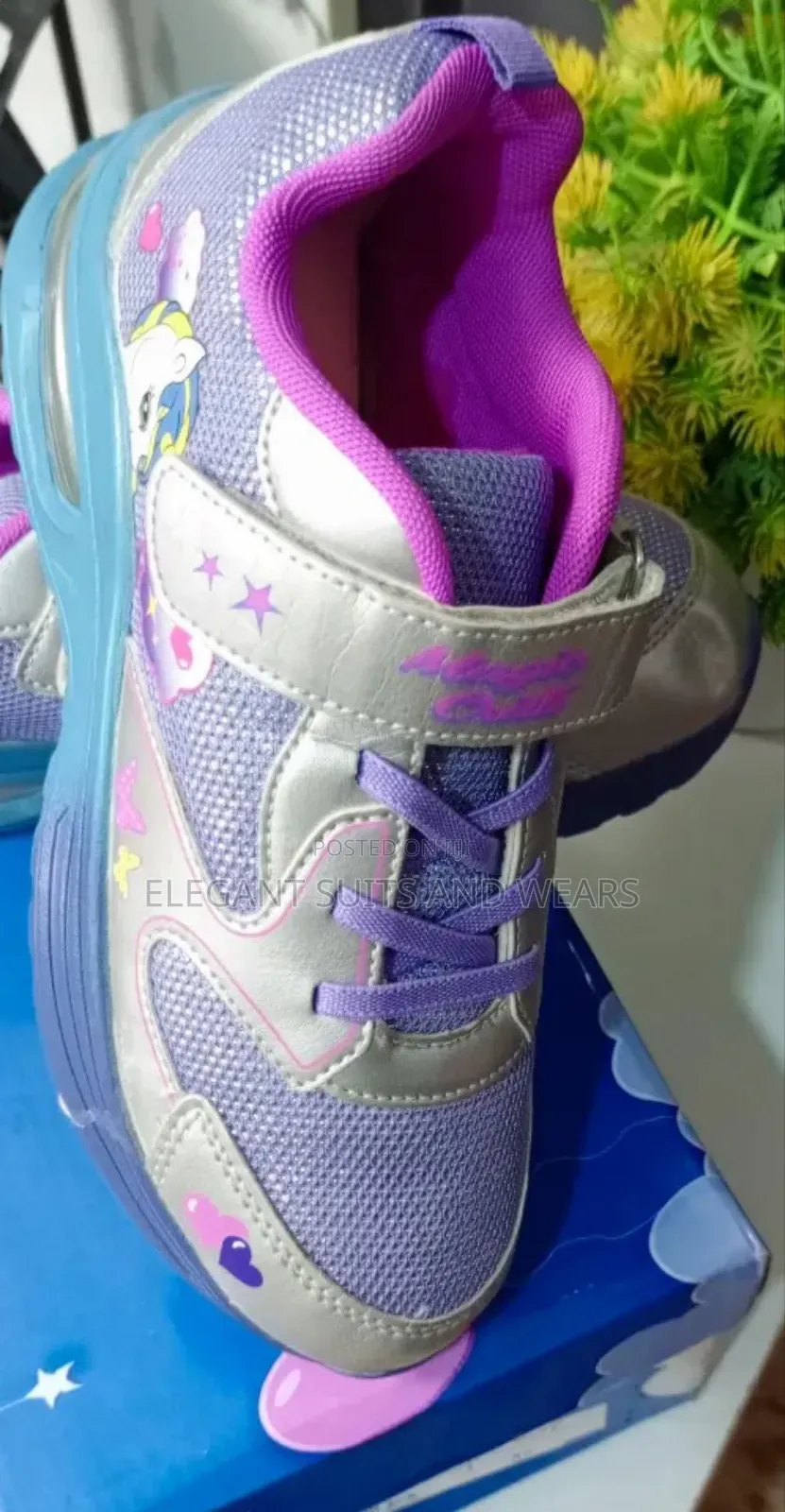 Girls Sneakers
