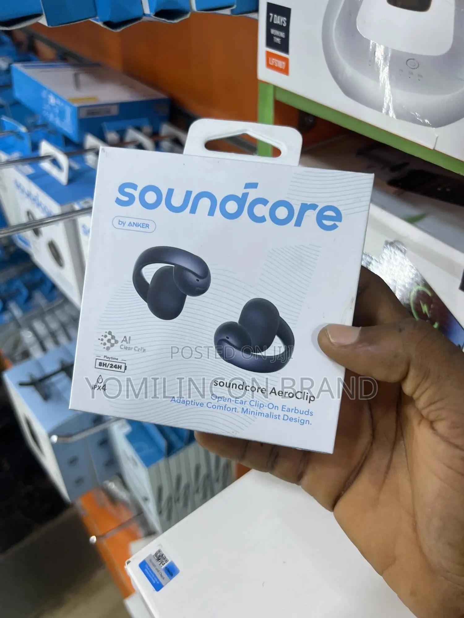 Soundcore Aeroclip by Anker, Open-Ear Earbuds, Clip - Black.