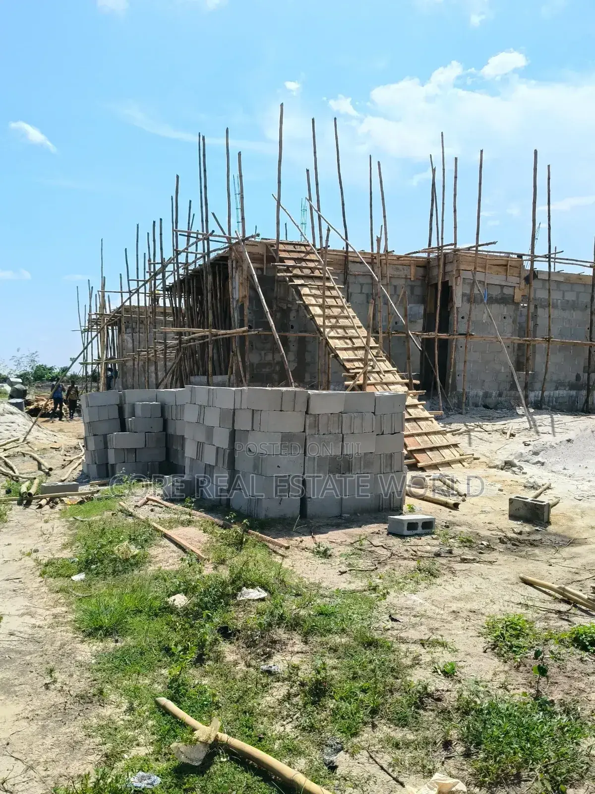 Webury Home, Lakowe Golf