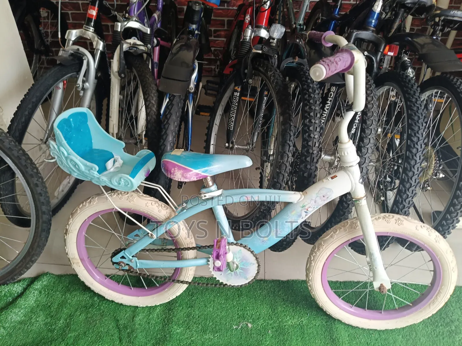 Children's Bicycle Size 16 Frozen Theme