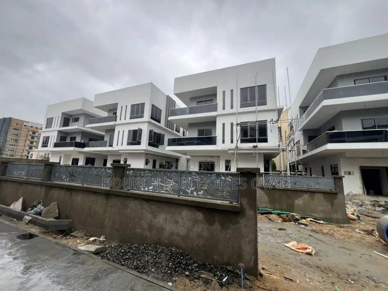 3bdrm Apartment in Ikoyi for sale
