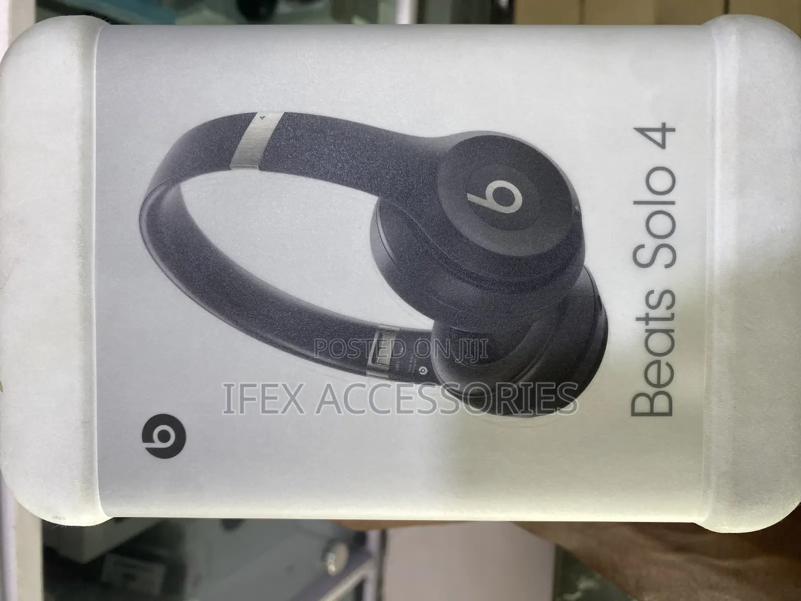 The Beats Solo 4 Is a Lightweight, on-Ear Wireless Headphone